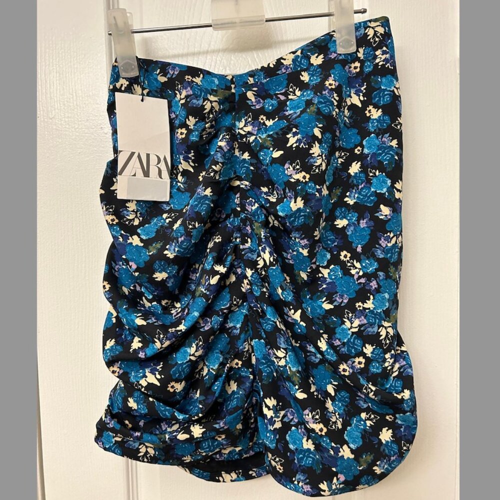 Zara blue floral ruched draped mini skirt Size: XS